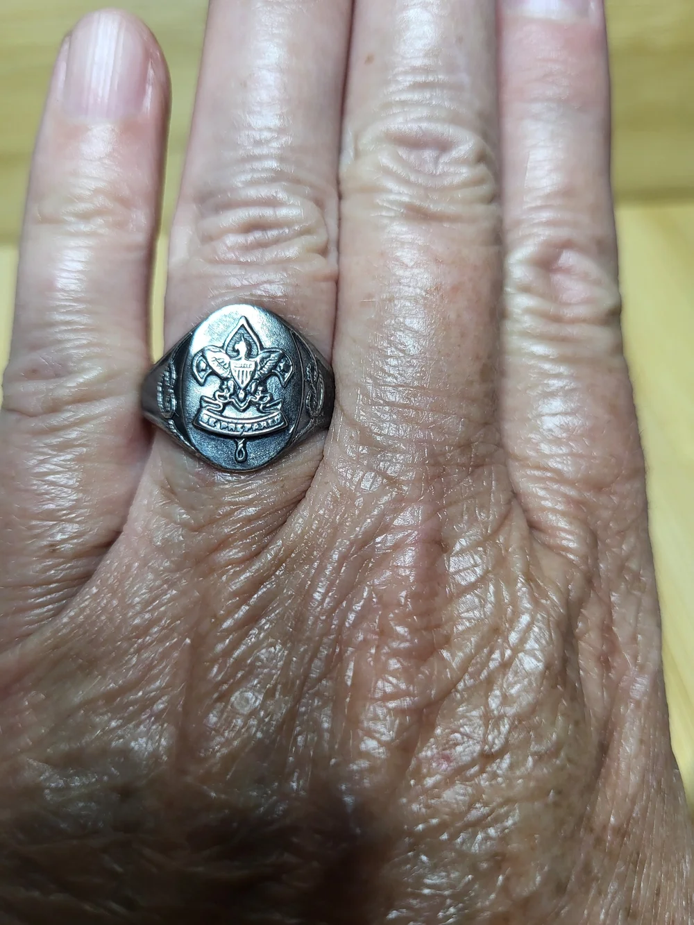 Vintage Collectable Sterling Silver Boy Scouts Emblem Signet Ring - Sz 8
